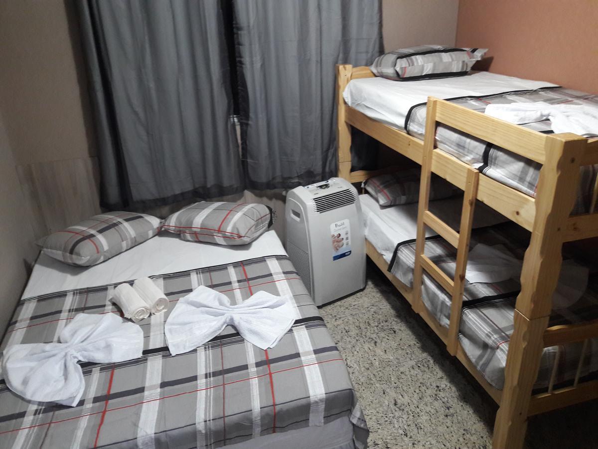 Hostel Falcao-Suites Privativas Com Ar Condicionado リオ・ダス・オストラス エクステリア 写真