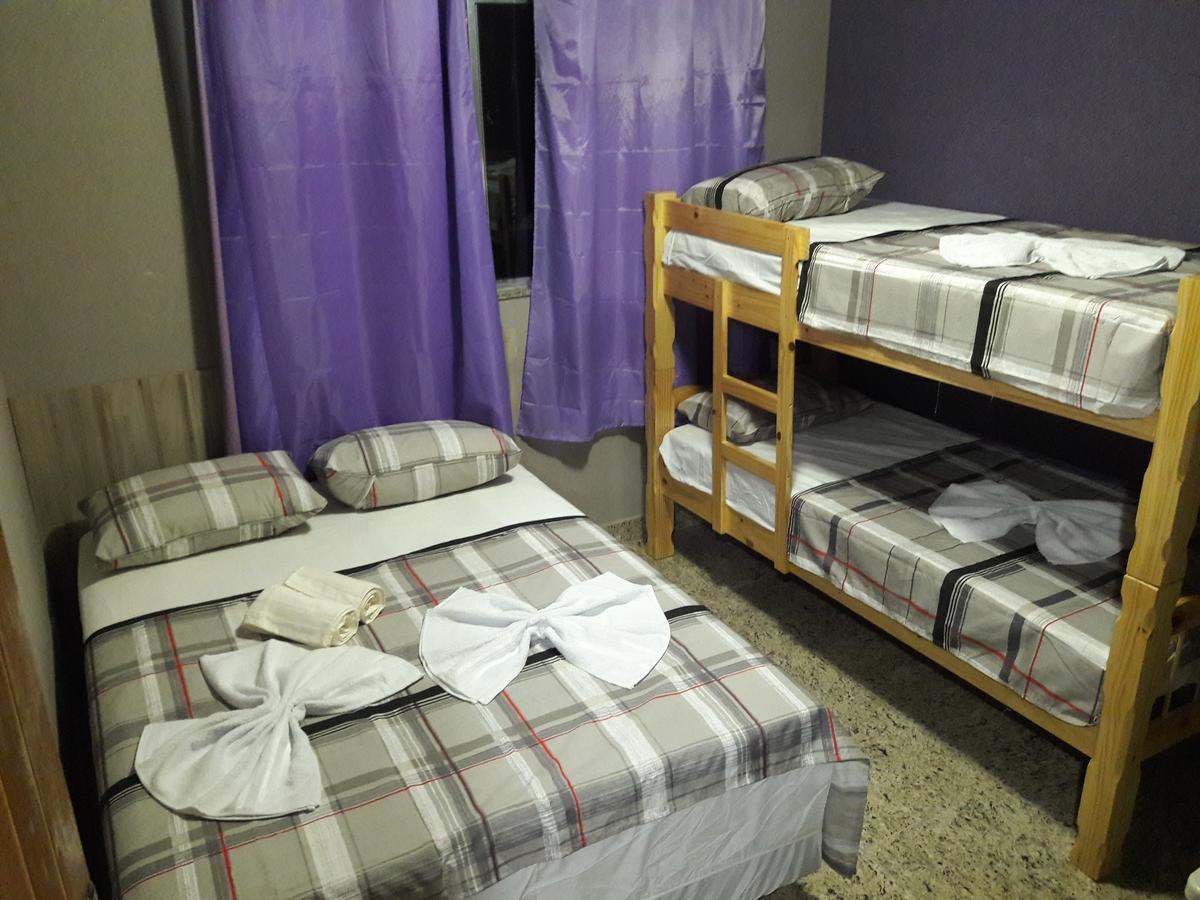 Hostel Falcao-Suites Privativas Com Ar Condicionado リオ・ダス・オストラス エクステリア 写真